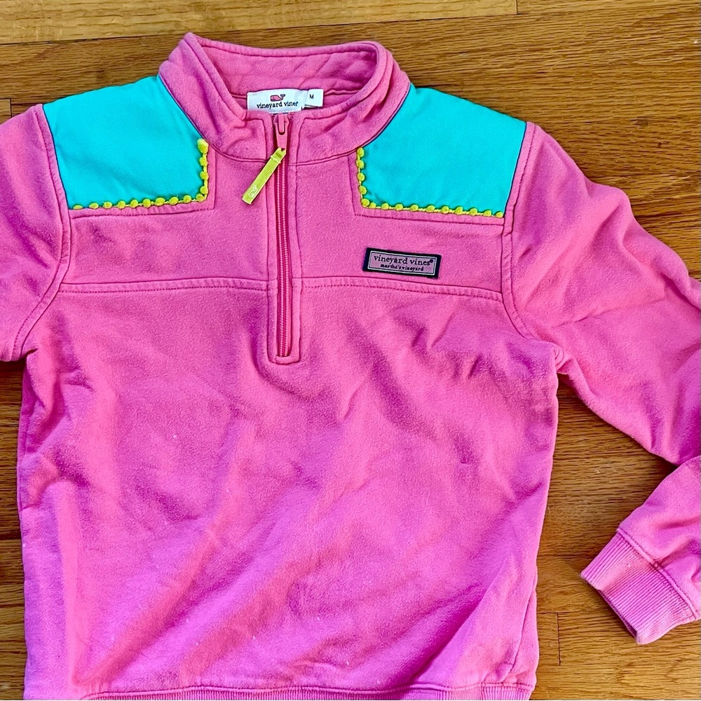 Girls Vineyard Vines quarter zip Sweatshirt size M